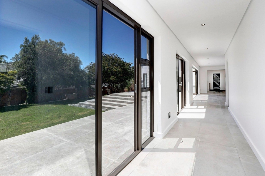 5 Bedroom Property for Sale in Welgemoed Western Cape